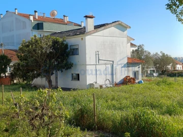 Terreno para Venda em Leiria, Pousos, Barreira e Cortes