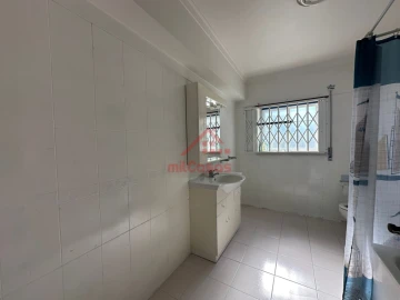 Apartamento T1 para Venda em Ericeira