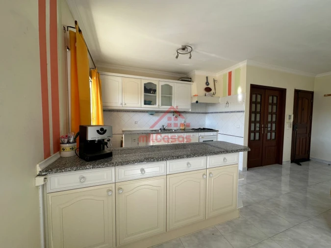 Apartamento T1 para Venda em Ericeira Foto 9