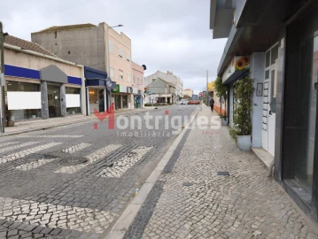 Loja para Arrendamento em Barreiro e Lavradio