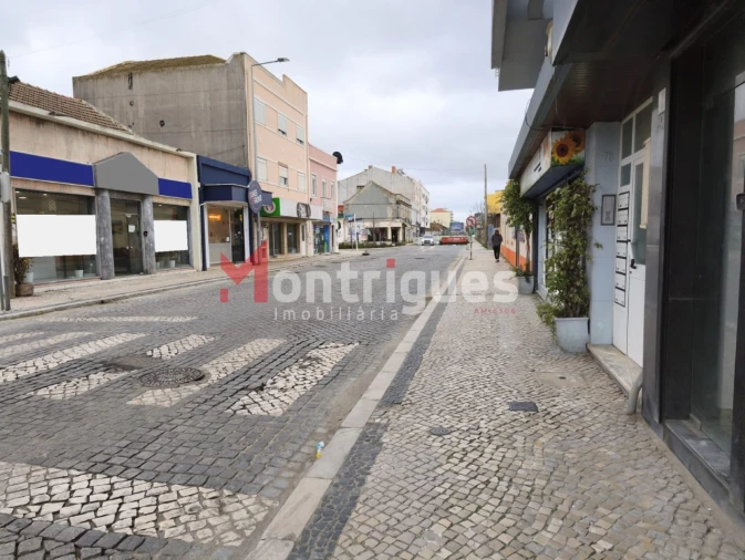 Loja para Arrendamento em Barreiro e Lavradio Foto 2
