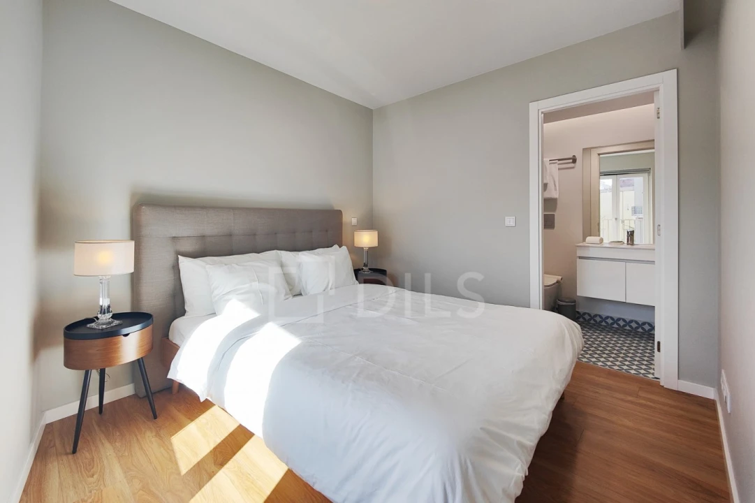 Apartamento T1 para Venda em Santo António Foto 16