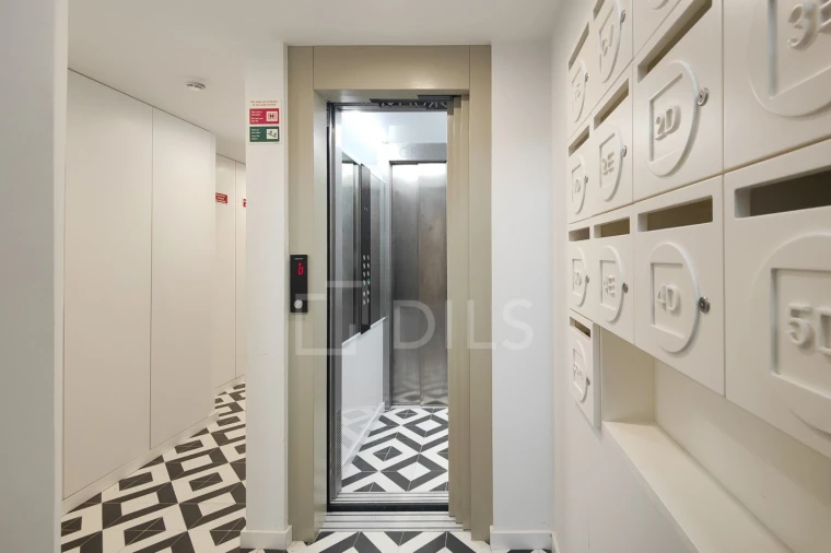Apartamento T1 para Venda em Santo António Foto 14