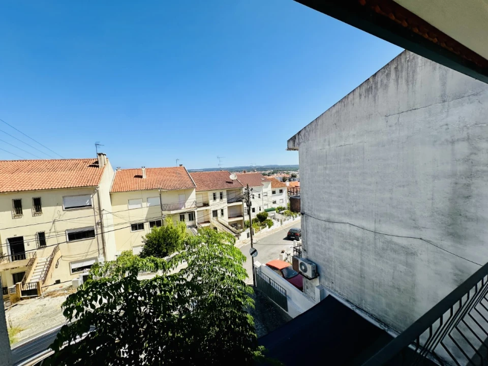 Moradia T3 para Venda em Abrantes (São Vicente e São João) e Alferrarede Foto 7