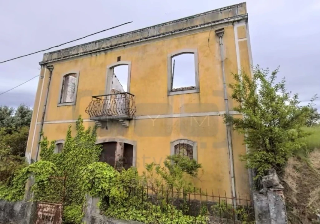 Moradia para Venda em Carregueiros Foto 2