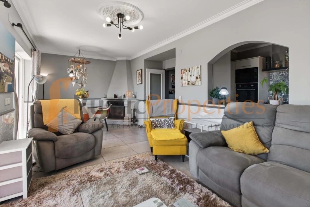 Apartamento T3 para Venda em Quarteira Foto 13