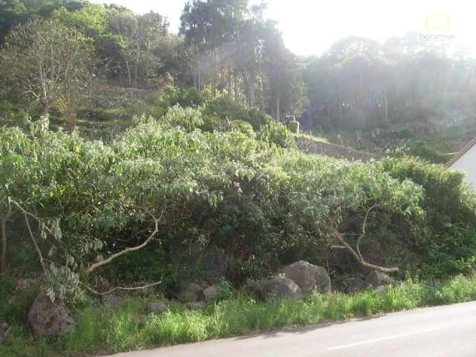 Terreno para Venda em Fontinhas Foto 3