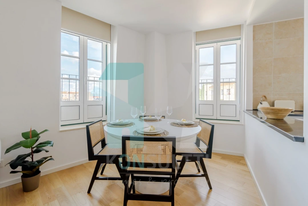 Apartamento T2 para Venda em Campo de Ourique Foto 2