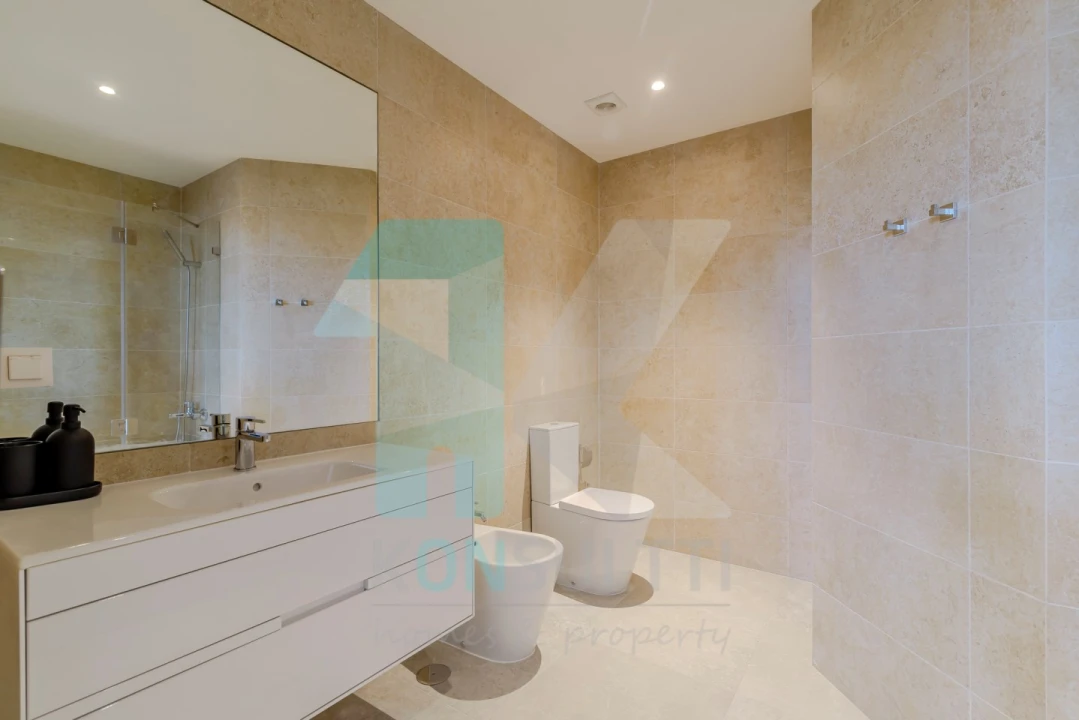 Apartamento T2 para Venda em Campo de Ourique Foto 9