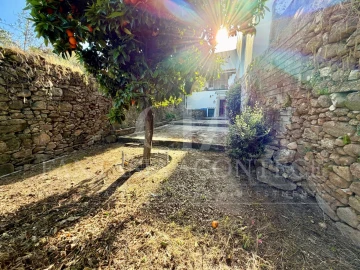 Moradia T2 para Venda em Alpalhão