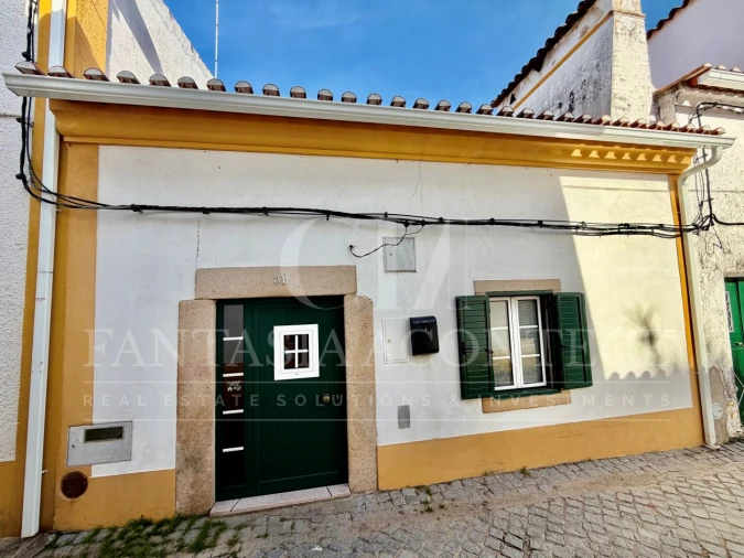 Moradia T2 para Venda em Alpalhão Foto 2