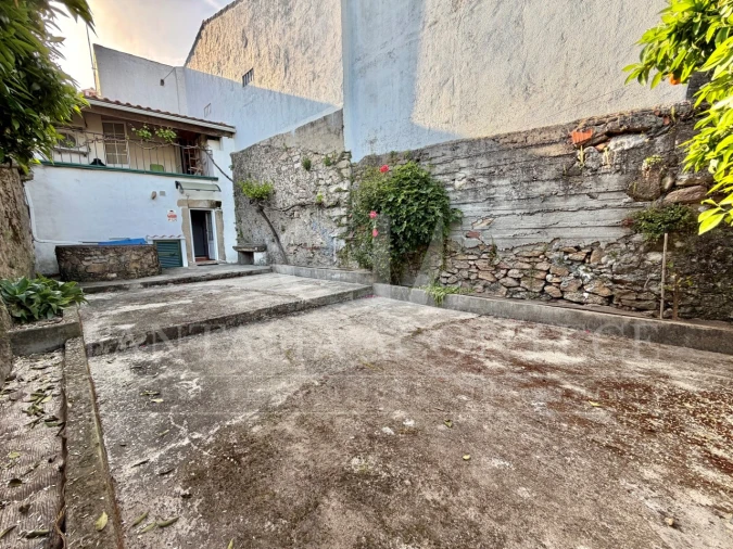 Moradia T2 para Venda em Alpalhão Foto 18
