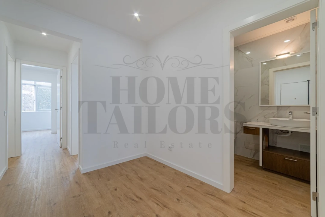 Apartamento T2 para Venda em Almada, Cova da Piedade, Pragal e Cacilhas Foto 16