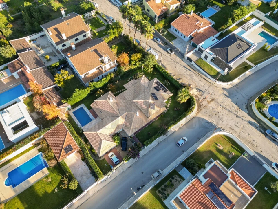 Moradia T5 para Venda em Corroios Foto 15