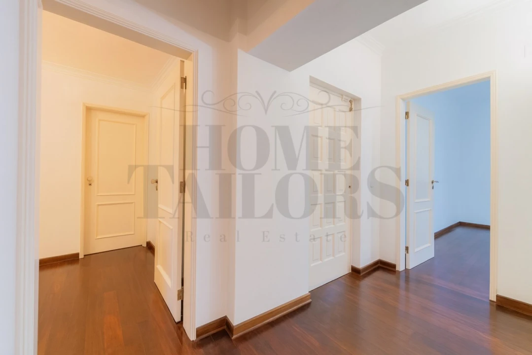 Moradia T5 para Venda em Corroios Foto 19