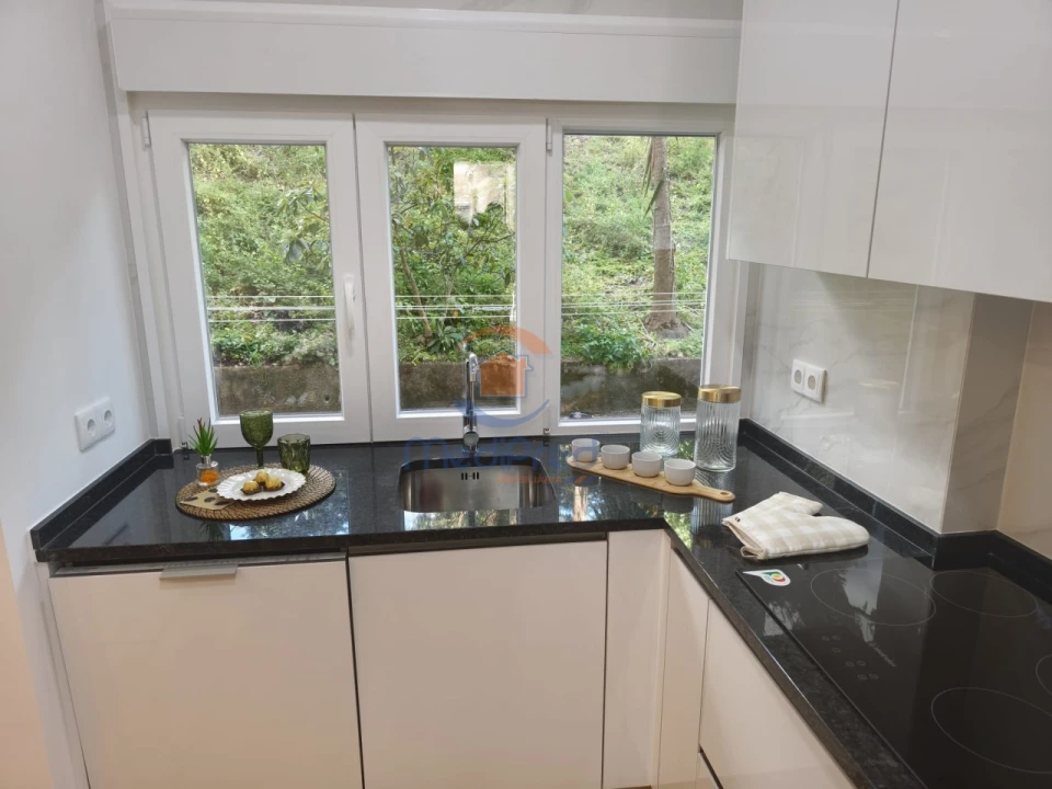 Apartamento T2 para Venda em Benfica Foto 3