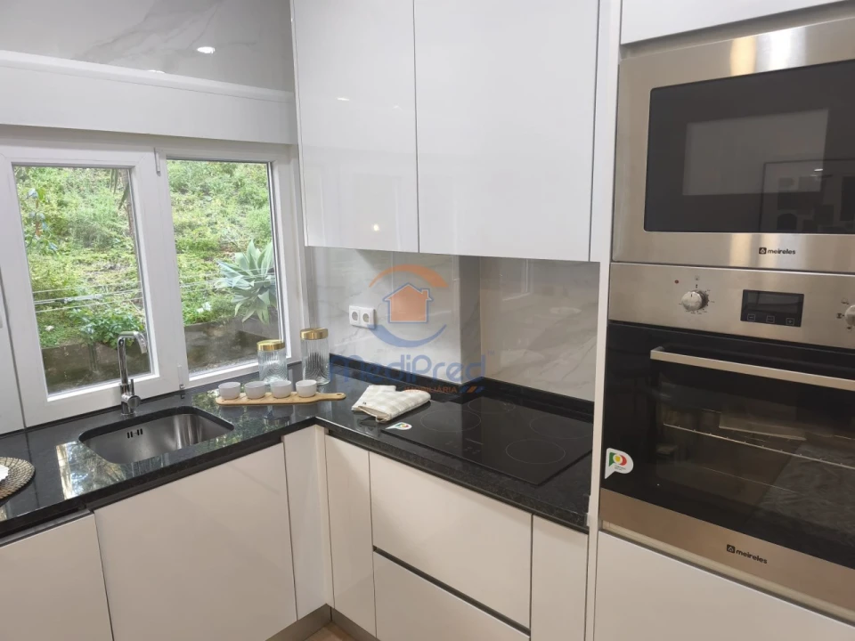 Apartamento T2 para Venda em Benfica Foto 5