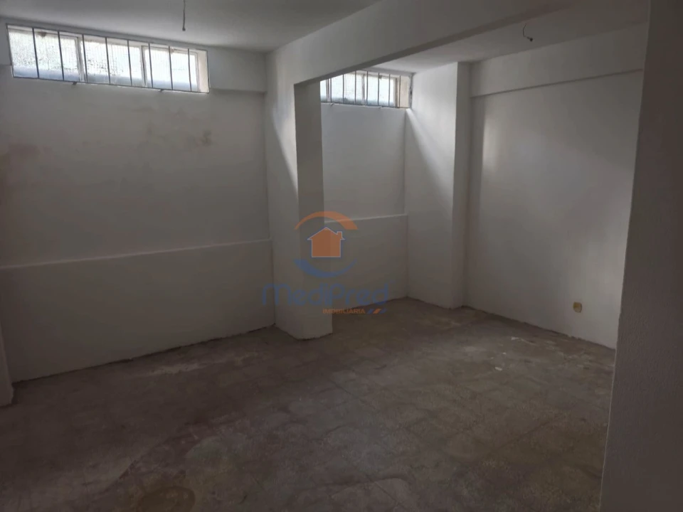 Apartamento T2 para Venda em Benfica Foto 18