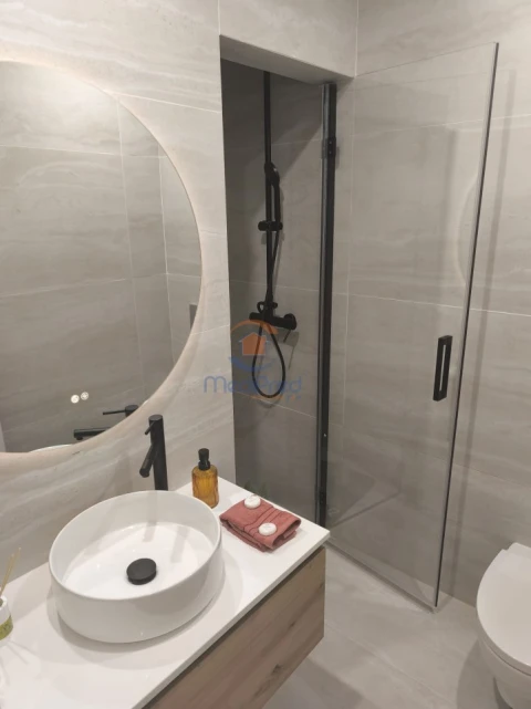 Apartamento T2 para Venda em Benfica