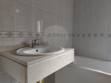 Apartamento T3 para Venda em O. Azeméis, Riba-Ul, Ul, Macinhata Seixa, Madail