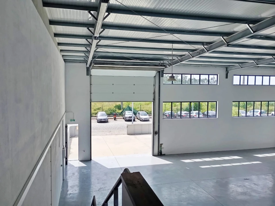 Armazém para Arrendamento em Modivas Foto 3