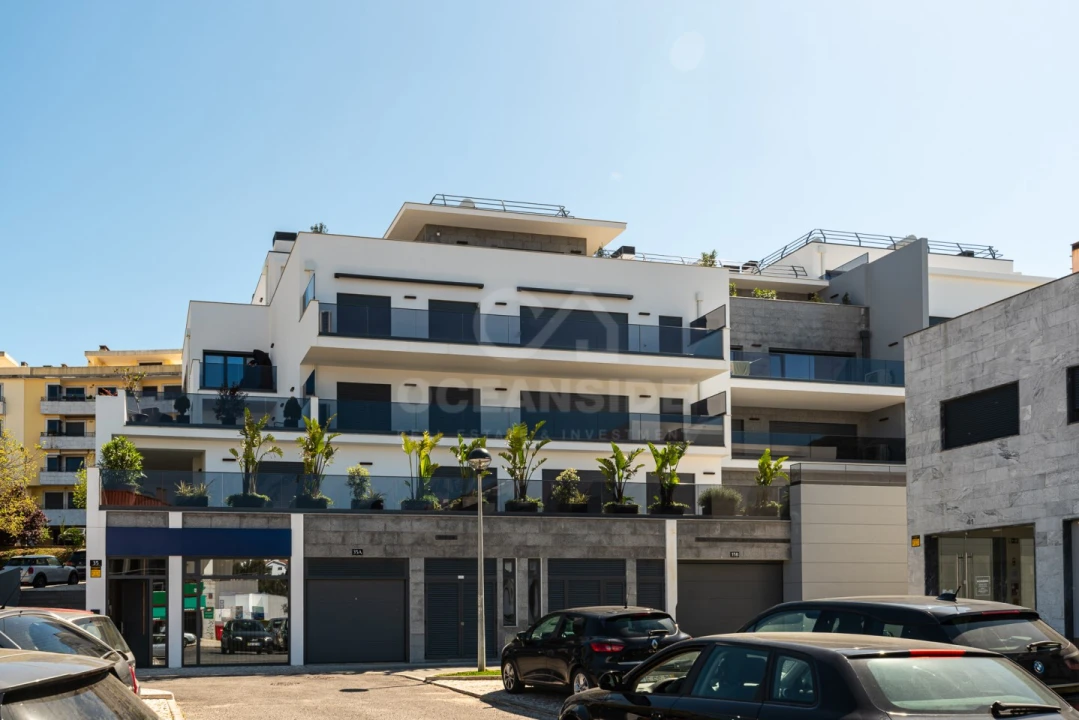 Apartamento T3 para Arrendamento em Alcabideche Foto 1