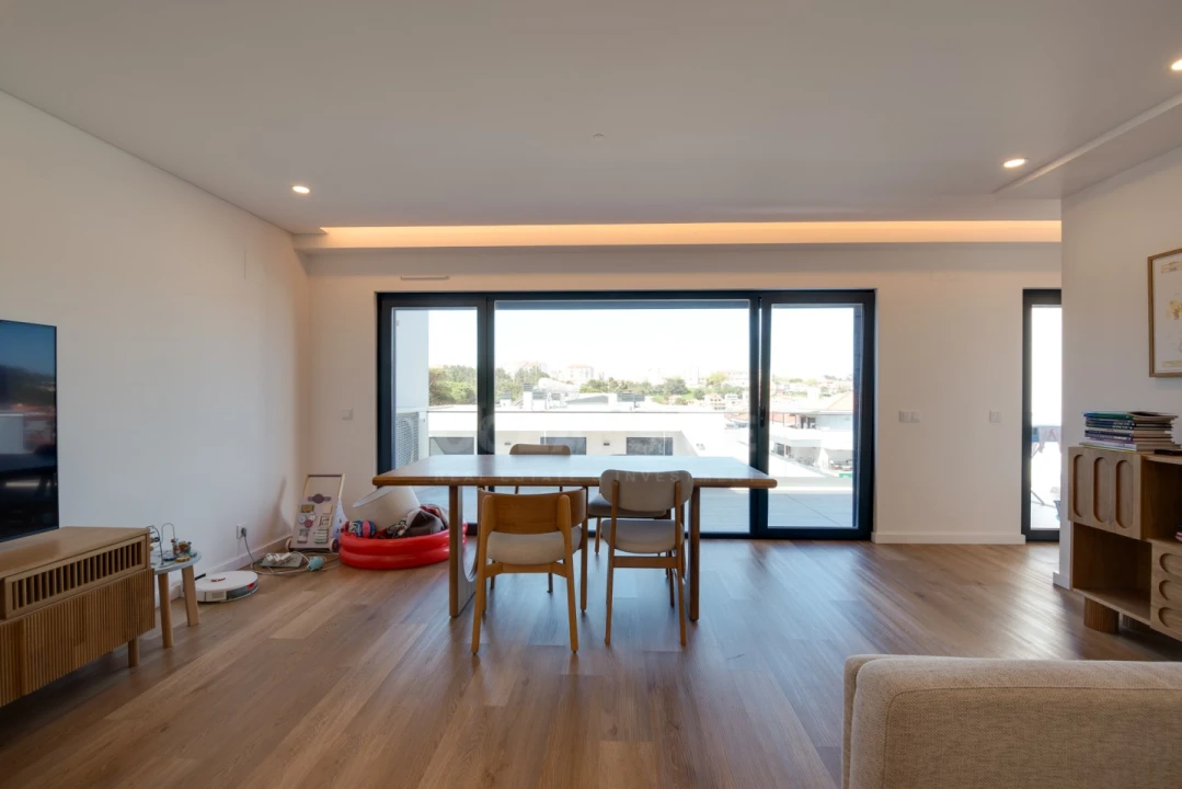 Apartamento T3 para Arrendamento em Alcabideche Foto 16