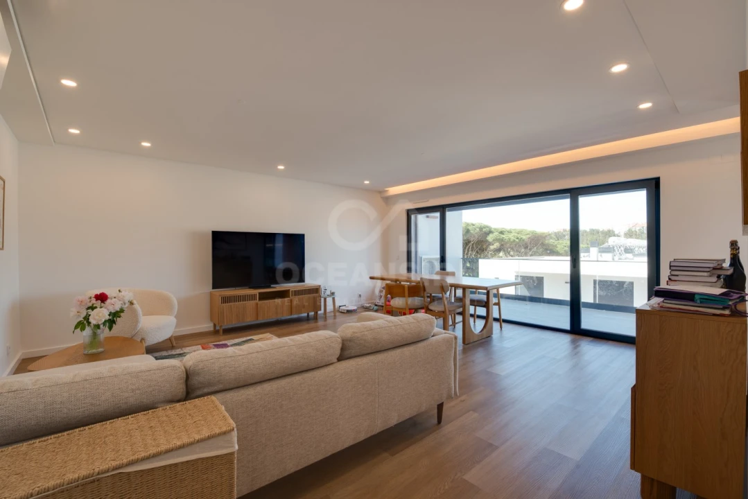 Apartamento T3 para Arrendamento em Alcabideche Foto 24