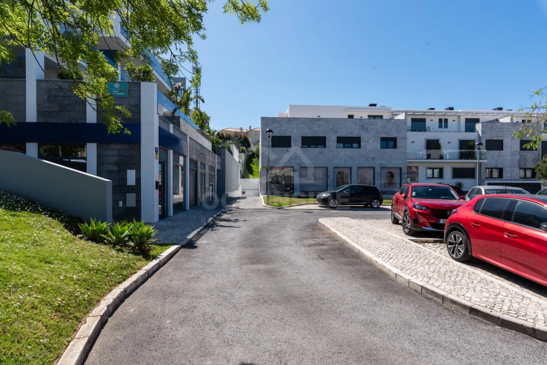 Apartamento T3 para Arrendamento em Alcabideche Foto 42