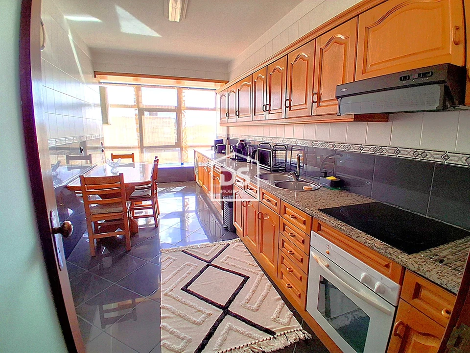 Apartamento T4 para Venda em Vila Verde e Santão Foto 32