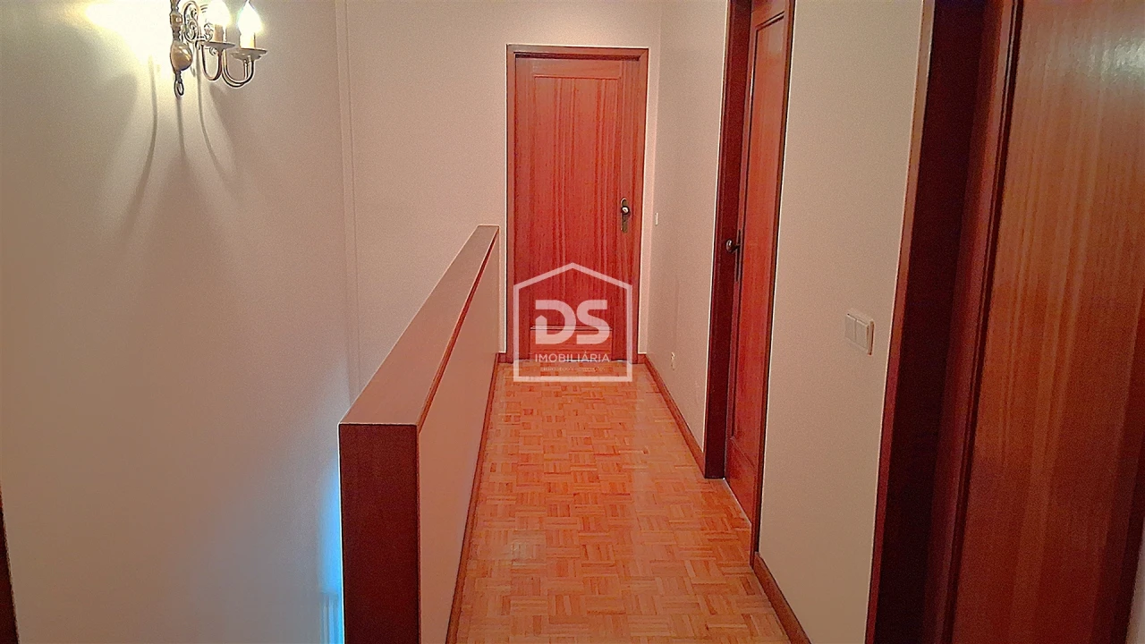 Apartamento T4 para Venda em Vila Verde e Santão Foto 12