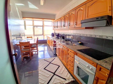 Apartamento T4 para Venda em Vila Verde e Santão