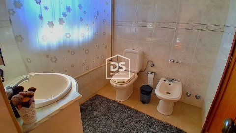 Apartamento T4 para Venda em Vila Verde e Santão