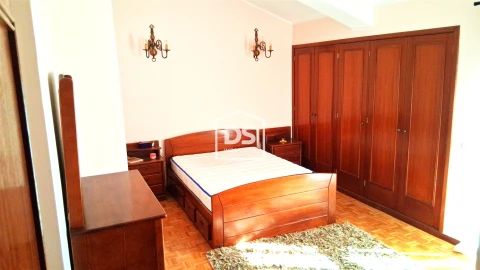 Apartamento T4 para Venda em Vila Verde e Santão