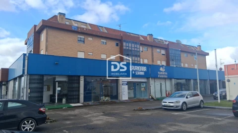 Apartamento T4 para Venda em Vila Verde e Santão