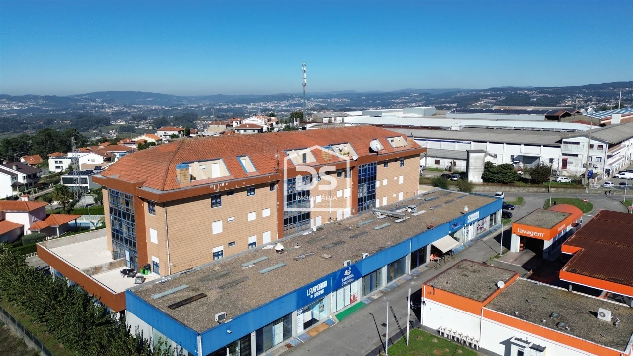 Apartamento T4 para Venda em Vila Verde e Santão Foto 28