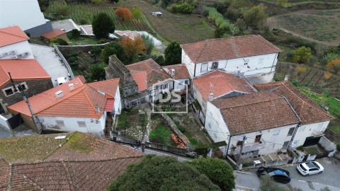 Moradia T3 para Venda em Peso da Régua e Godim