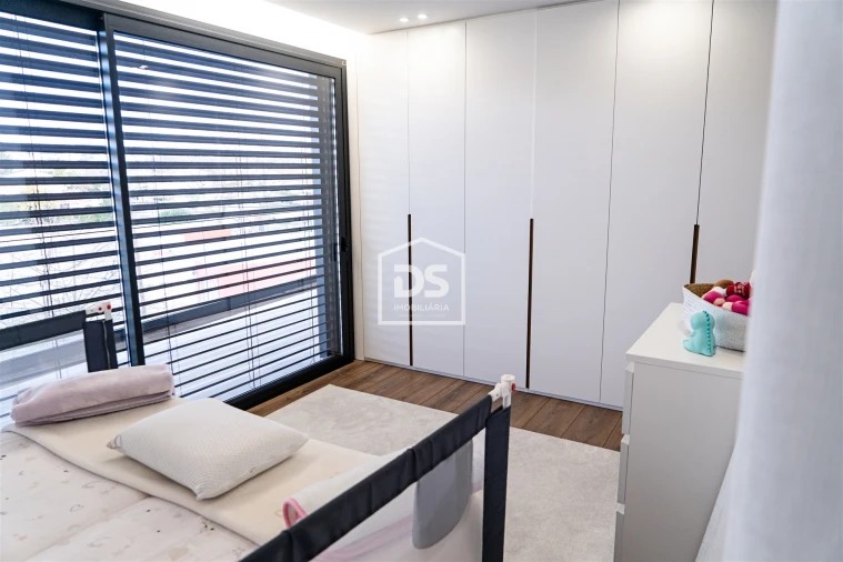 Moradia T3 para Venda em Frazão Arreigada Foto 23