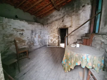 Moradia T3 para Venda em Aricera e Goujoim