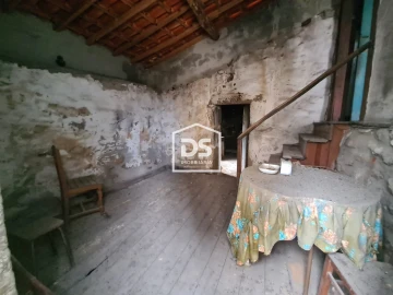 Moradia T3 para Venda em Aricera e Goujoim