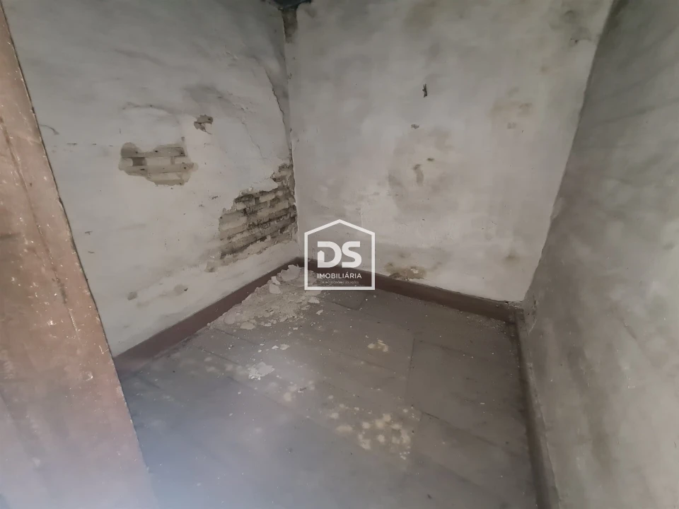 Moradia T3 para Venda em Aricera e Goujoim Foto 27