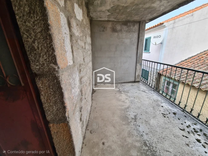 Moradia T3 para Venda em Aricera e Goujoim Foto 28