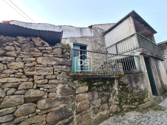 Moradia T3 para Venda em Aricera e Goujoim Foto 10