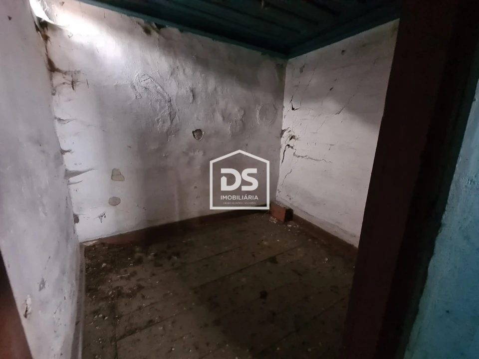 Moradia T3 para Venda em Aricera e Goujoim Foto 26