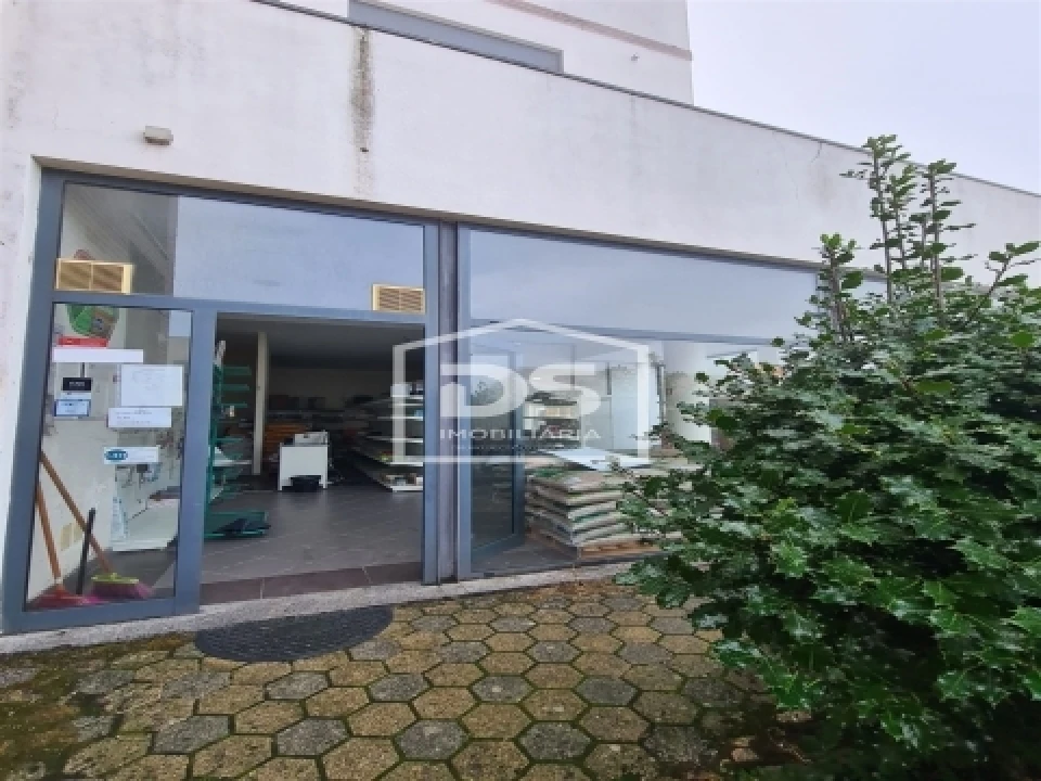 Loja para Venda em Tabuaço Foto 20