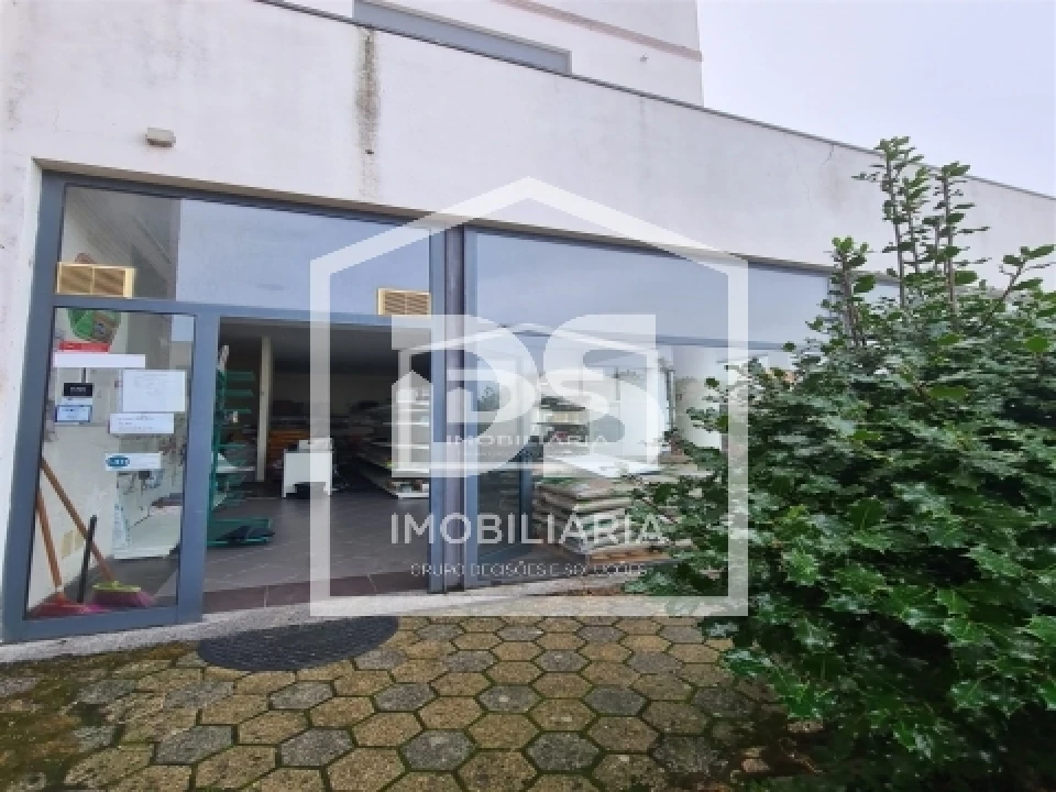 Loja para Venda em Tabuaço Foto 2