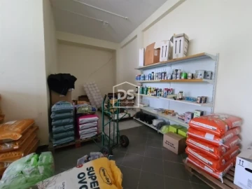 Loja para Venda em Tabuaço