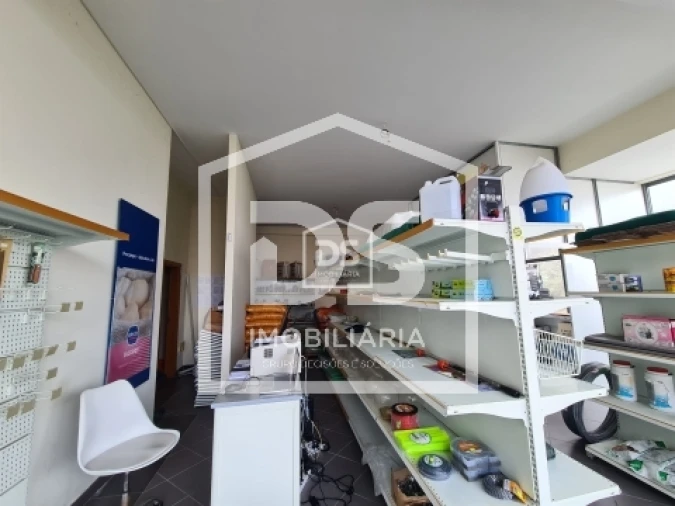 Loja para Venda em Tabuaço Foto 5