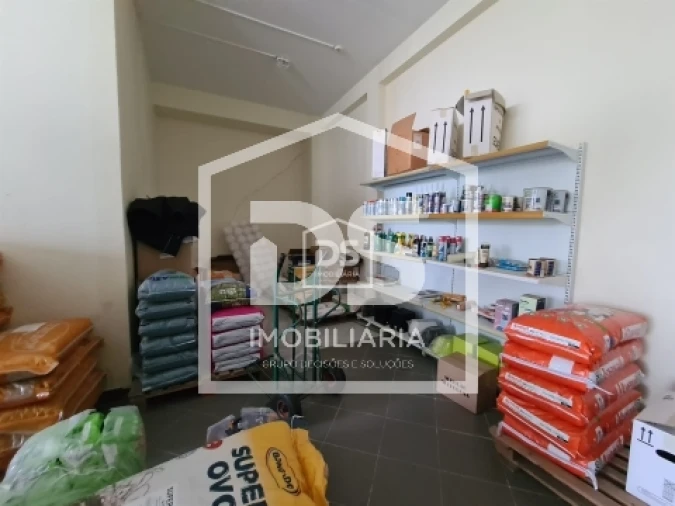 Loja para Venda em Tabuaço Foto 31