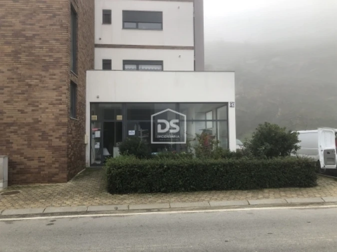 Loja para Venda em Tabuaço Foto 19